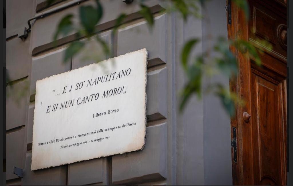 Downtown Napoli B&B - E Si Nun Canto Moro Dış mekan fotoğraf